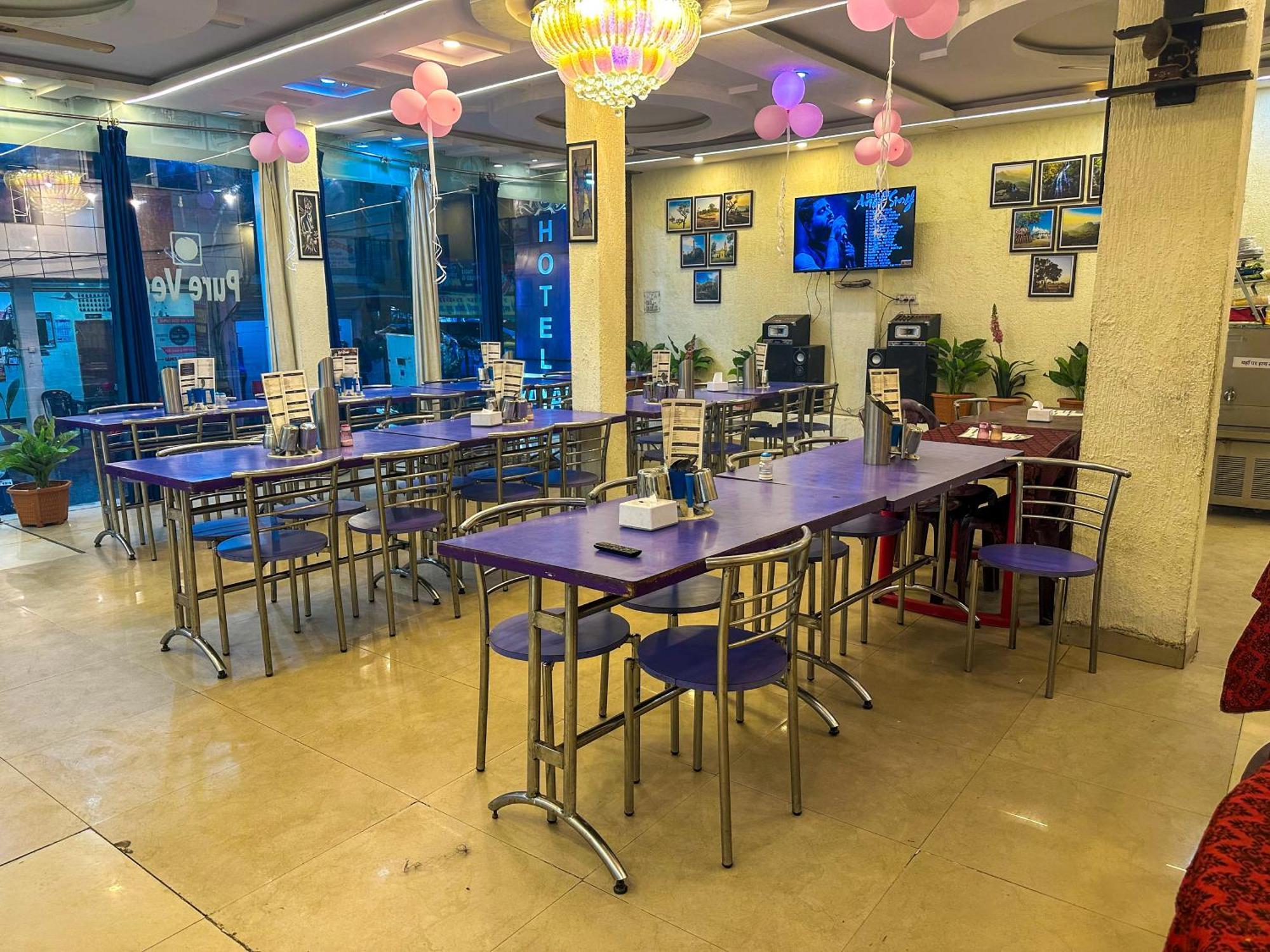 Hotel Payal & Restaurent Pachmarhi Bagian luar foto