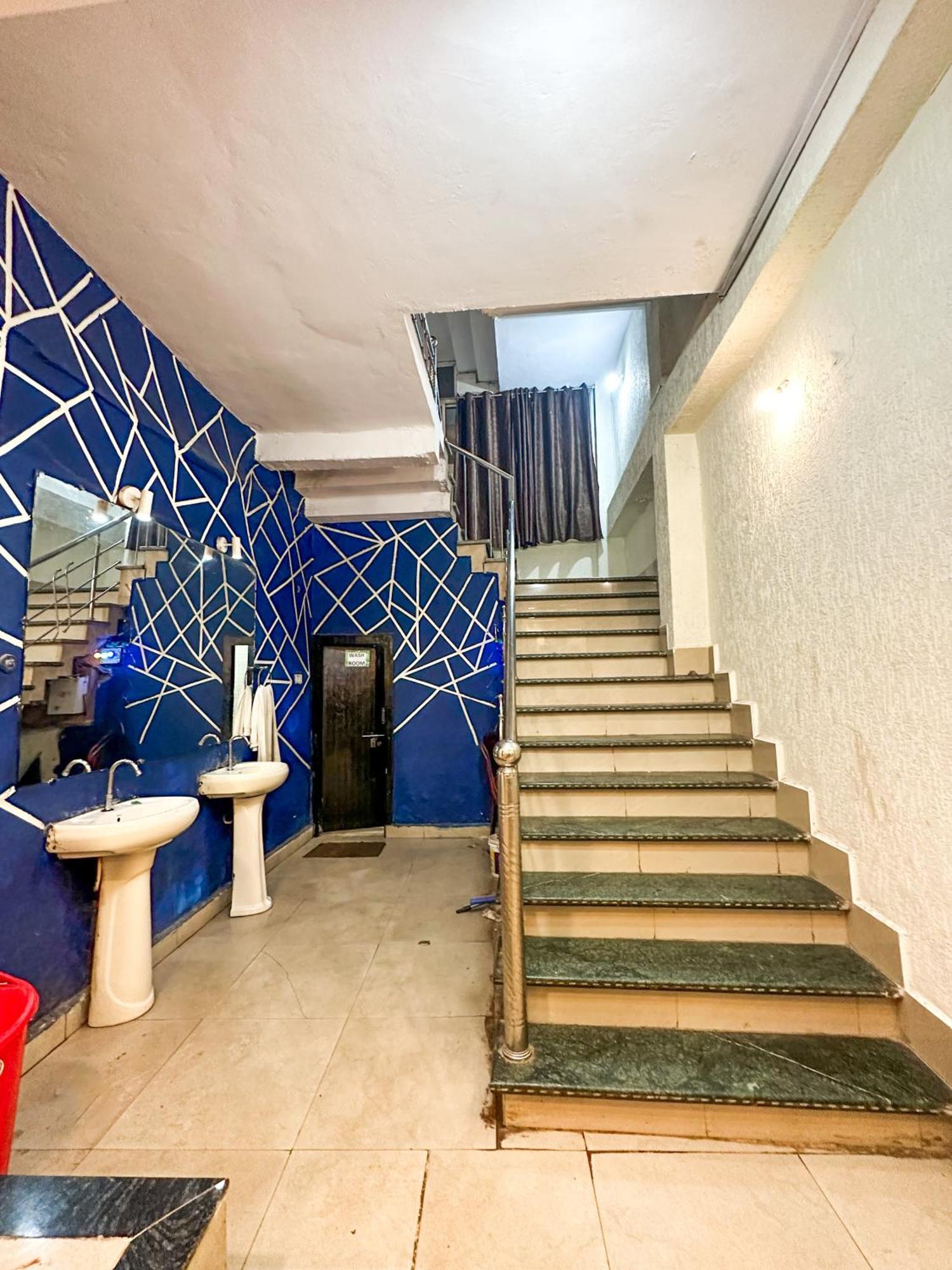 Hotel Payal & Restaurent Pachmarhi Bagian luar foto