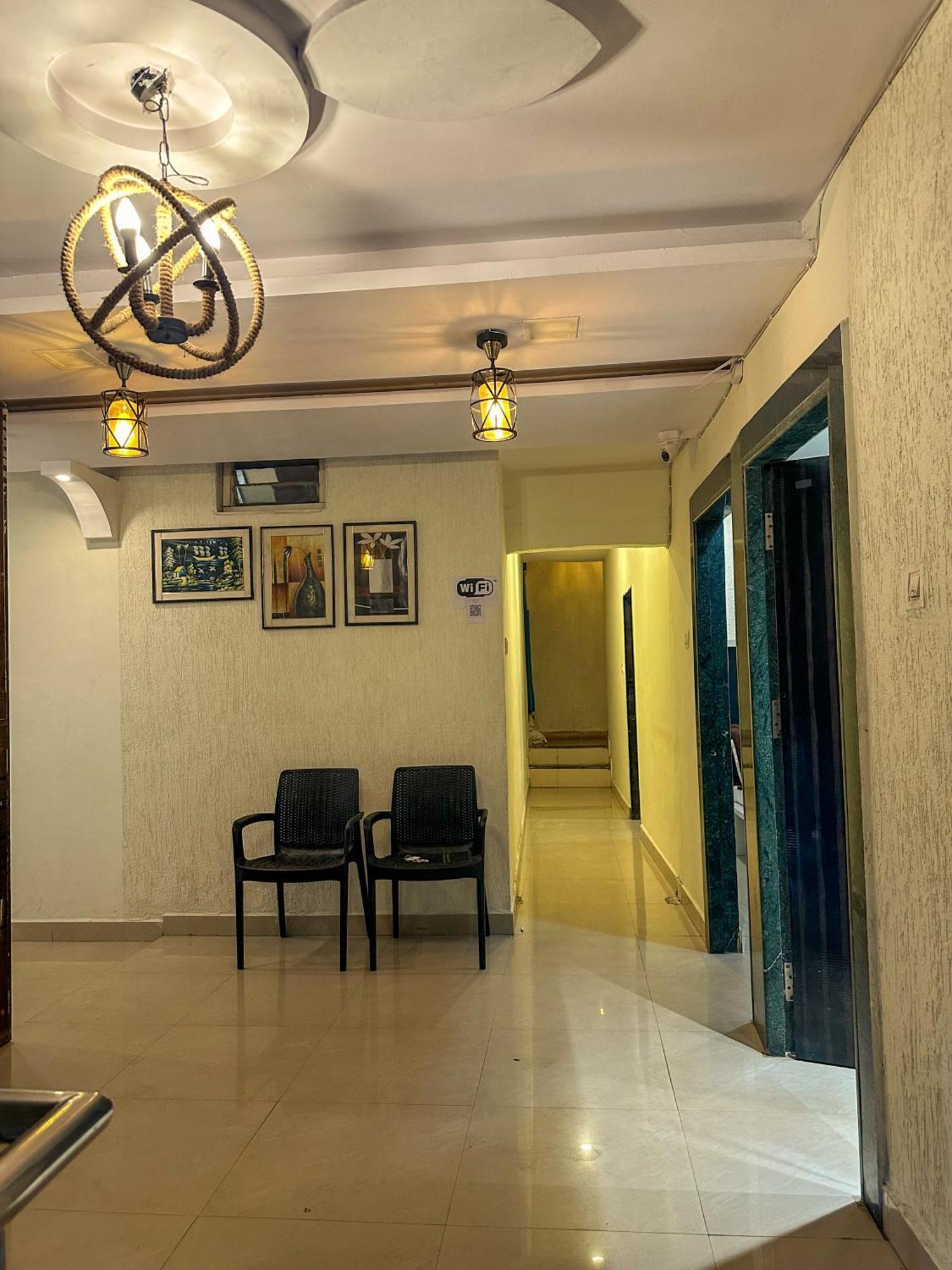 Hotel Payal & Restaurent Pachmarhi Bagian luar foto