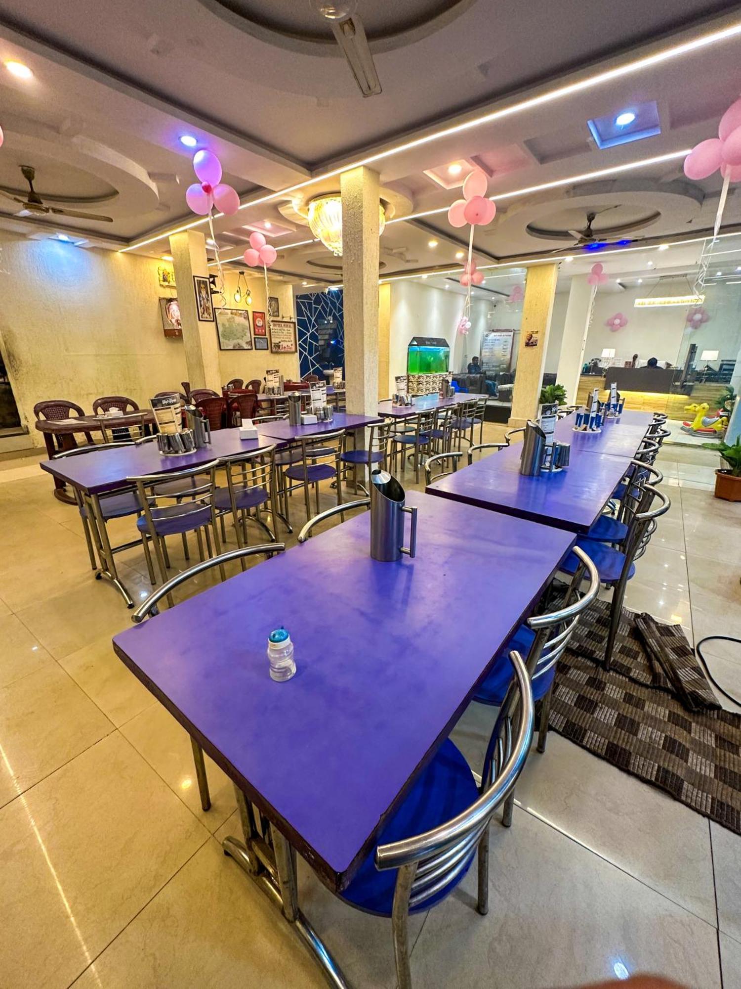 Hotel Payal & Restaurent Pachmarhi Bagian luar foto